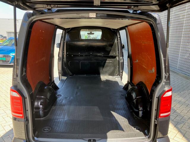 Volkswagen TRANSPORTER 2.0 TDI 150PK L2H1 DSG