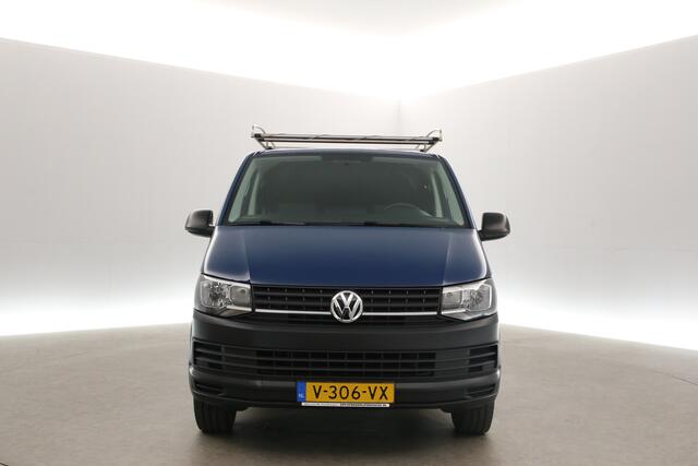 Volkswagen TRANSPORTER 2.0 TDI L2H1 140PK Airco Trekhaak Imperiaal Bluetooth Elektrpakket