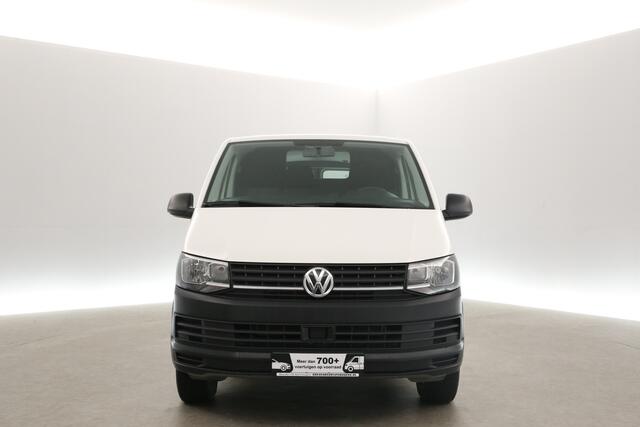 Volkswagen TRANSPORTER 150PK 2.0 TDI L2H1 DSG Automaat Airco Cruise Carplay 3 Persoons PDC Elektrpakket Trekhaak