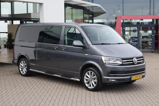 Volkswagen TRANSPORTER 2.0 TDI L2H1 DC 4Motion Highline 204PK / 150kW DSG, 4-motion 4 x 4 Dubbele cabine, NL auto 1e eigenaar trekhaak, achteruitrijcamera, parkeersensoren voor en achter (pdc), cruise control, verwarmbare voorruit, navigatie, DAB+, Apple Carplay / Android Auto,