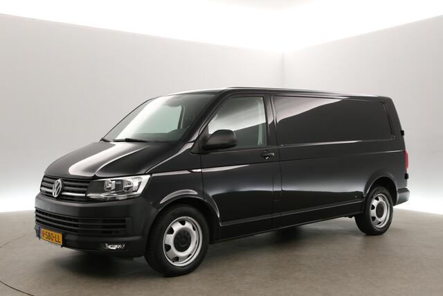 Volkswagen TRANSPORTER 2.0 TDI L2H1 204PK Airco Carplay Cruise Trekhaak Navigatie Parkeersensoren