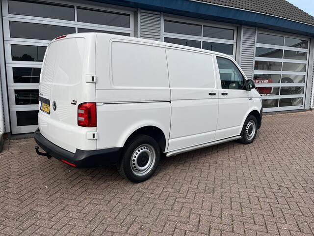 Volkswagen TRANSPORTER 2.0 TDI L1H1 4Motion Automaat/Carplay/Camera Euro 6