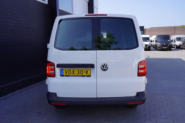 Volkswagen TRANSPORTER 2.0 TDI L2 EURO 6 - Airco - Cruise - PDC - ¤ 11.900,- Excl.