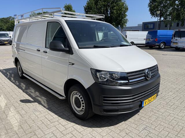 Volkswagen TRANSPORTER 2.0 TDI 102pk L2H1 Trendline / vaste prijs rijklaar ¤ 13.950 ex btw / lease vanaf ¤ 316 / euro 6 diesel / bpm vrij / airco / imperial / trekhaak 2200 kg !