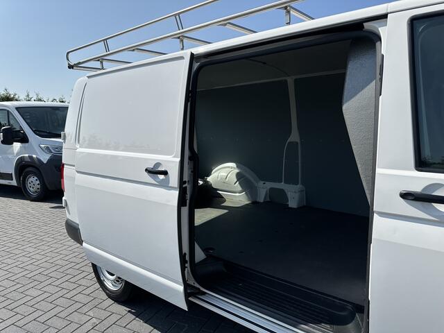 Volkswagen TRANSPORTER 2.0 TDI 102 PK / L2H1 / 1e EIG. / 58.404 KM / IMPERIAAL / TREKHAAK / AIRCO / CRUISE CONTROL