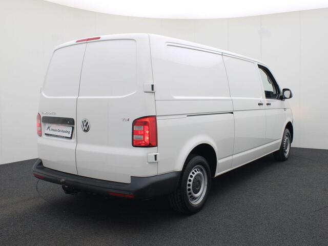 Volkswagen TRANSPORTER 2.0TDi 150pk Trendline L2 · Airco · Trekhaak · Houten vloer · Verwarmbare buitenspiegels · 3-zits ·