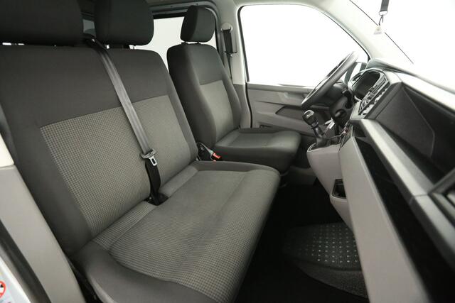 Volkswagen TRANSPORTER 2.0 TDI L2H1 | Dubbele Cabine | 5 Persoons | Airco Carplay Cruise PDC Elektrpakket