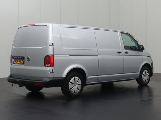 Volkswagen TRANSPORTER 2.0TDI Lang Achterdeuren | Navigatie |3-Persoons | Trekhaak | Betimmering
