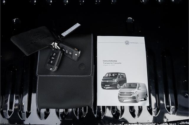 Volkswagen TRANSPORTER 2.0 TDI L2H1 Highline DSG Leder NL Auto