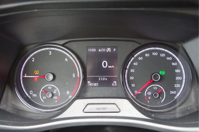 Volkswagen TRANSPORTER 2.0 TDI L2 30 DC-5P, 150PK AUT. TREKHAAK, CAMERA, NAVI, CRUISE, AIRCO, VOORRUIT VERWARMING, DUBBELE CABINE
