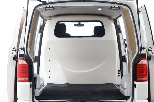 Volkswagen TRANSPORTER T6 2.0 TDI 150pk L1H1 4Motion 4x4 DSG-Automaat Highline LED/Sperdiff/2x Schuifdeur 04-2019