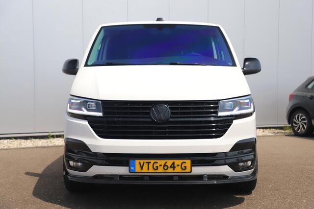 Volkswagen TRANSPORTER 2.0 TDI L2H3 30 Bulli 204PK DSG Automaat Trekhaak Virtual Cockpit 20 inch Adaptive Cruise Navigatie Carplay Achteruitrijcamera