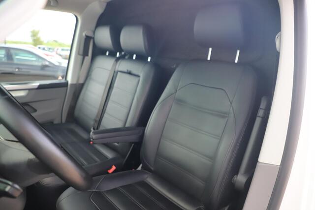 Volkswagen TRANSPORTER 2.0 TDI L2H3 30 Bulli 204PK DSG Automaat Trekhaak Virtual Cockpit 20 inch Adaptive Cruise Navigatie Carplay Achteruitrijcamera