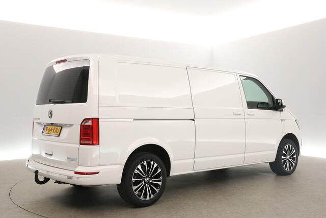 Volkswagen TRANSPORTER 2.0 TDI L2H1 150PK DSG Automaat LED Airco Camera Cruise Trekhaak 3 Persoons PDC 18''LMV