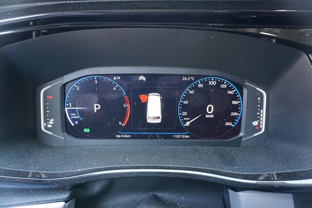 Volkswagen TRANSPORTER 30 | L2H1 DC | Bulli | 4-Motion | ACC | App-Connect | Camera | Stoelverwarming | Trekhaak