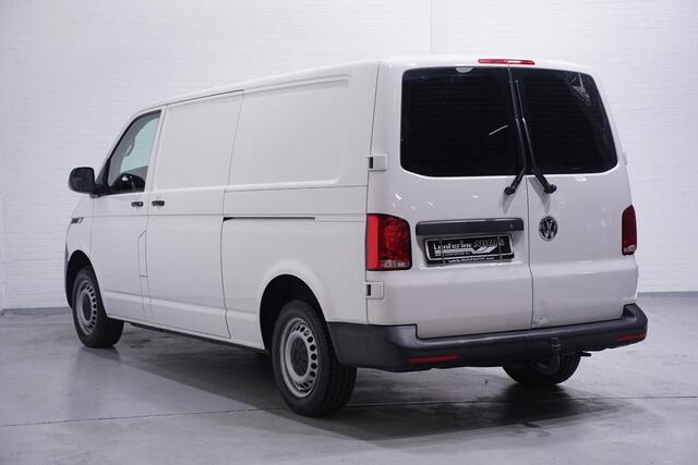 Volkswagen TRANSPORTER 2.0 TDI 110 pk L2H1 Airco, 2x Schuifdeur NAP, Trekhaak, Cruise Control, 2-Zits, 1e Eigenaar