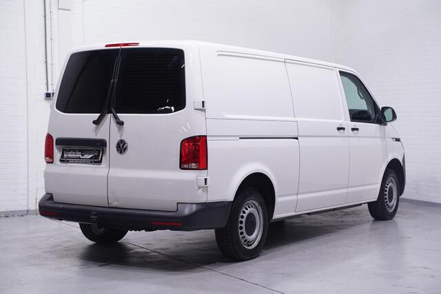 Volkswagen TRANSPORTER 2.0 TDI 110 pk L2H1 Airco, 2x Schuifdeur NAP, Trekhaak, Cruise Control, 2-Zits, 1e Eigenaar