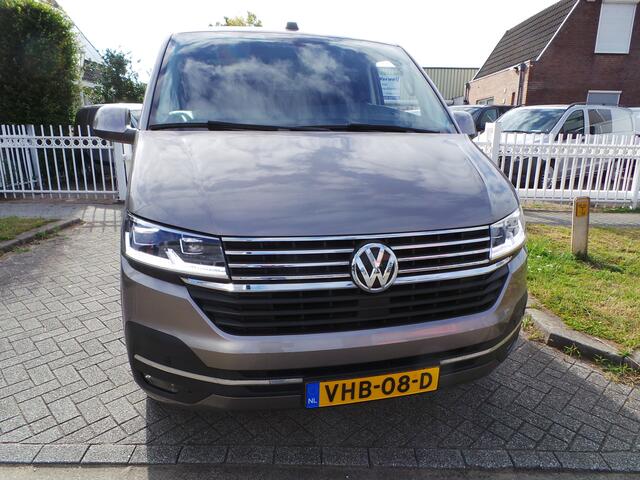 Volkswagen TRANSPORTER 2.0 TDI 150pk L2 Aut. Bulli Gr-Navi,Camera,El Klep,Dodehoek Airco,Cruise,Pdc,Trekhaak
