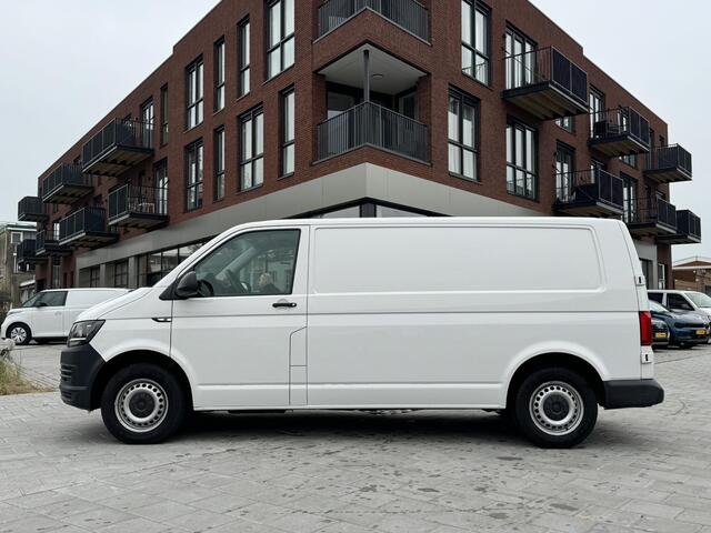Volkswagen TRANSPORTER 2.0 TDI L2H1 Economy Euro 6 | 105pk | Achterdeuren | Trekhaak