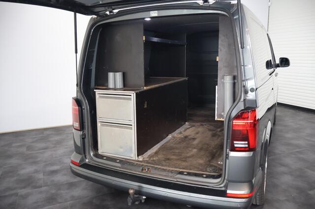 Volkswagen TRANSPORTER 2.0 TDI L2H1 Bulli 204PK Automaat | 15dkm NAP | Carplay