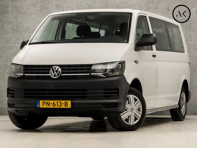 Volkswagen TRANSPORTER Kombi 2.0 TDI L2H1 8 Persoons (APPLE CARPLAY, NAVIGATIE, BLUETOOTH, AIRCO, ELEK PAKKET, ARMSTEUN, SPORTSTOELEN, NIEUWE APK, NIEUWSTAAT)