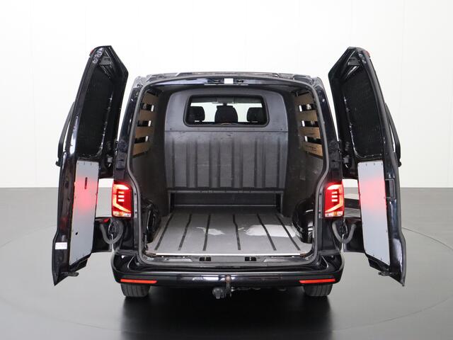Volkswagen TRANSPORTER 2.0TDI 150PK Lang Bulli Achterdeuren | Navigatie | Airco | Cruise | 2500Kg Trekhaak