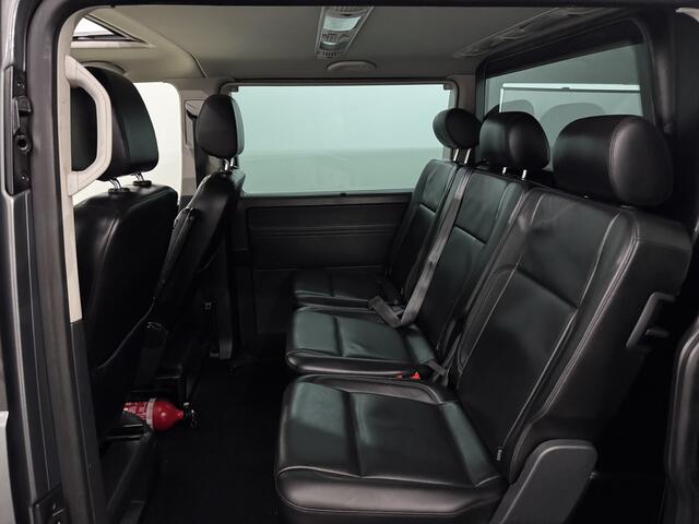 Volkswagen TRANSPORTER 2.0 TDI L2H1 DC 4Motion 204 pk Comfortline Plus Schuifdak, Leder, Navi, Parkeersensoren, Cruise control, Stoelverwarming, Clima