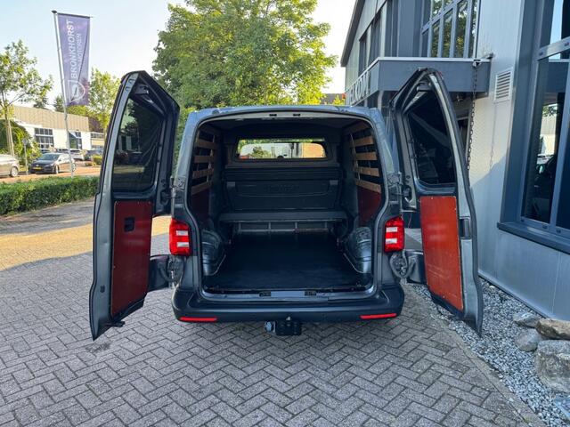 Volkswagen TRANSPORTER 2.0 TDI Dubbele Cabine DC Lang L2 6-pers, Navi, PDC, LM-velgen
