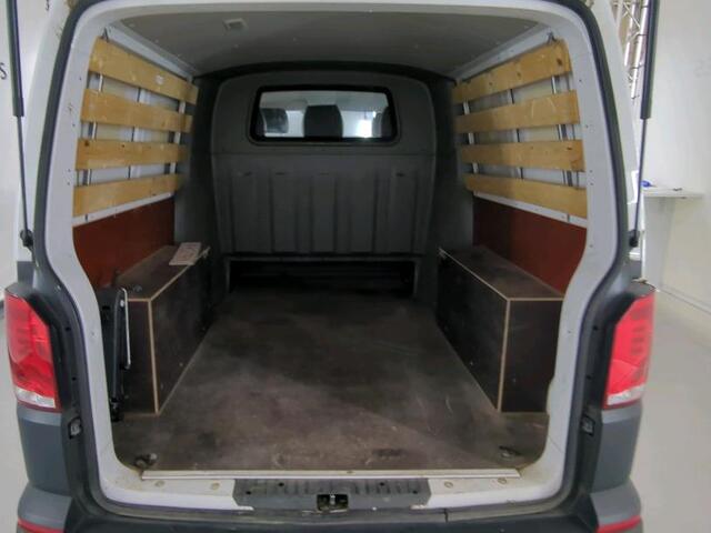 Volkswagen TRANSPORTER L2H1 Dubbele cabine 6-Zits Executive Plus Trekhaak Apple carplay Navigatie Cruise control parkeersensoren Sidebars Euro6