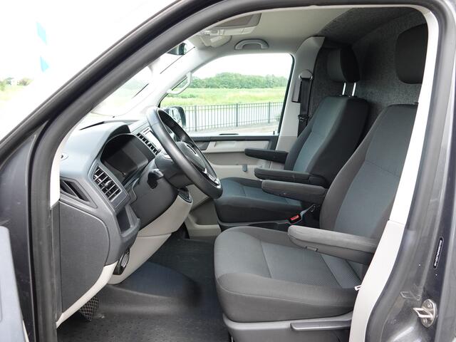 Volkswagen TRANSPORTER 2.0 TDI L2H1 150PK 4Motion Highline TREKH. | NAVI | LMV | AIRCO | CRUISE | PDC V+A