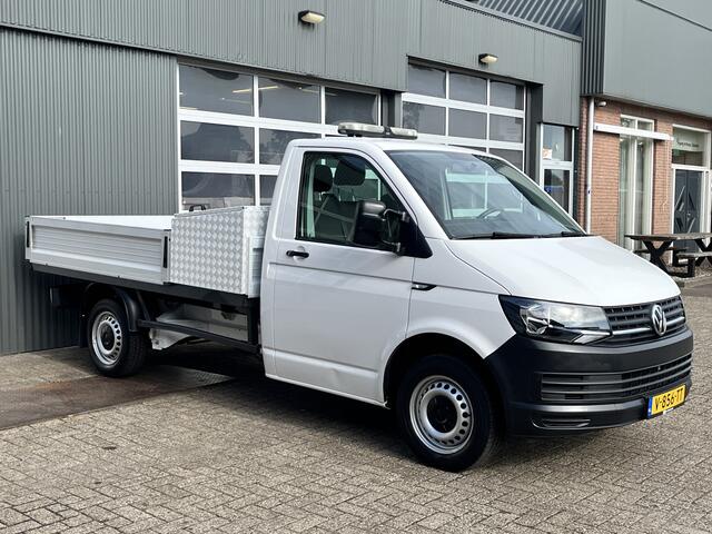Volkswagen TRANSPORTER 2.0 TDI L2H1 Pick up open laadbak met Airco Telefoonverbinding Navigatiesysteem 3-Persoons Gereedschapskist 1e eigenaar Dealer onderhouden P-up Bakwagen Doka Pritsche Euro 6