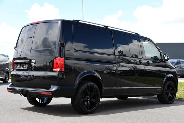 Volkswagen TRANSPORTER 2.0 TDI L2H1 32 DC Bulli Virtual, Cruise, Camera, Carplay, 150pk, LED, Stoelverwarming, Automaat, Uniek!