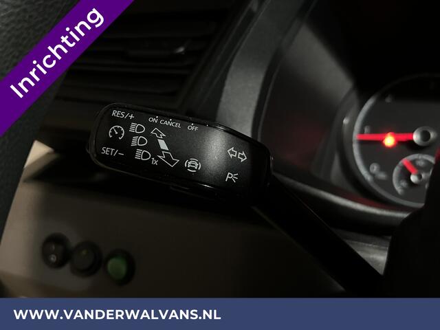 Volkswagen TRANSPORTER 2.0 TDI 150pk L2H1 Inrichting Euro6 Airco | Camera | Apple Carplay | Android Auto | 2500kg Trekhaak Cruisecontrol, Parkeersensoren