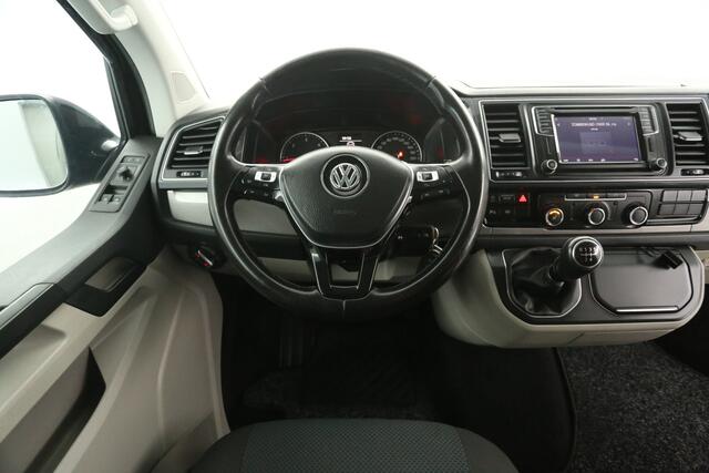 Volkswagen TRANSPORTER 2.0 TDI L2H1 | Dubbele Cabine | 5 Persoons | 140PK Airco ACC Camera Carplay PDC 17''LMV Trekhaak|