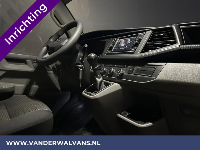 Volkswagen TRANSPORTER 2.0 TDI 150pk L2H1 Inrichting Euro6 Airco | Apple Carplay | Android Auto | Cruisecontrol | 2500kg Trekhaak Dakdragers, Parkeersensoren