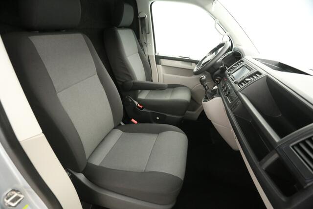 Volkswagen TRANSPORTER 2.0 TDI L2H1 Airco Cruise Carplay Navi Imperiaal PDC Elektrpakket