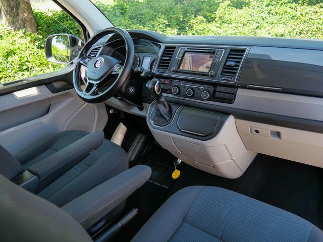 Volkswagen TRANSPORTER 2.0 TDI L2H1 Dubbele Cabine Trendline | TREKHAAK | CAMERA | NAVIGATIE |