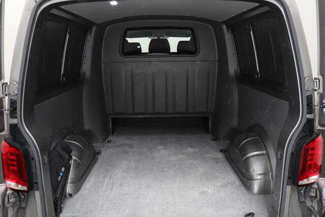 Volkswagen TRANSPORTER 2.0 TDI L2H1 DC Bulli 5-Pers Navi Carplay Adapt.Cruise