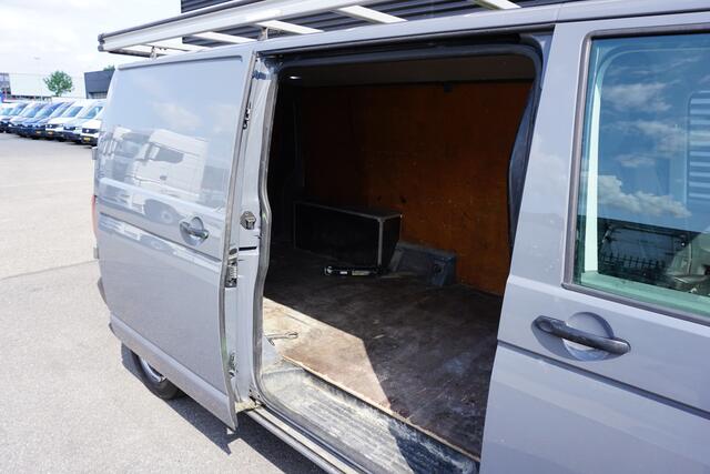 Volkswagen TRANSPORTER 28 | L2H1 | 150 PK DSG | App-Connect | Cruise | Trekhaak | Imperiaal