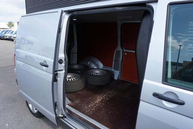Volkswagen TRANSPORTER 28 | L2H1 | 150 PK DSG | 2x Schuifdeur | App-Connect | Cruise | Navi