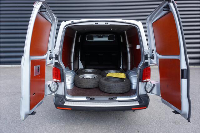 Volkswagen TRANSPORTER 28 | L2H1 | 150 PK DSG | 2x Schuifdeur | App-Connect | Cruise | Navi