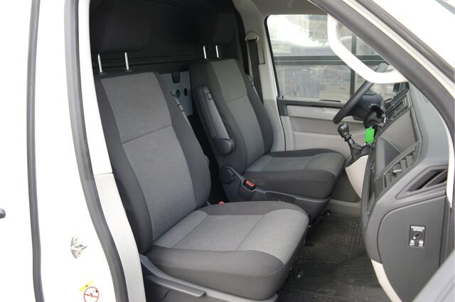 Volkswagen TRANSPORTER 2.0 TDI L2H1 102 PK | Sortimo | Airco | Cruise