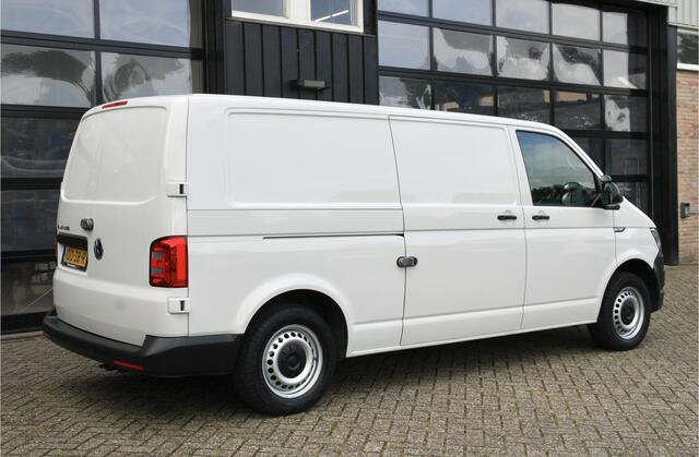 Volkswagen TRANSPORTER 2.0 TDI L2H1 102 PK | Sortimo | Airco | Cruise