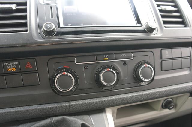 Volkswagen TRANSPORTER 2.0 TDI L2H1 102 PK | Sortimo | Airco | Cruise