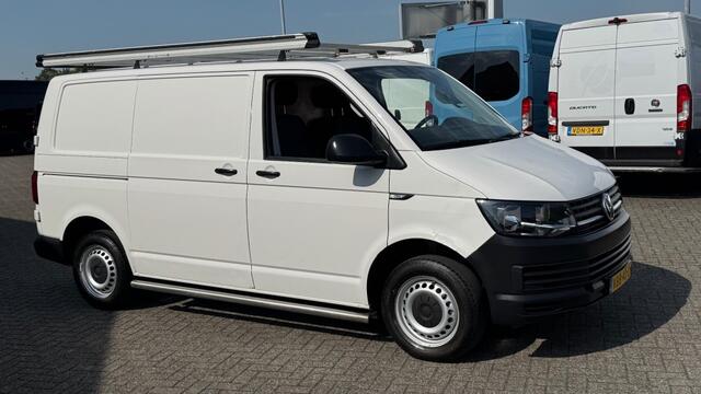 Volkswagen TRANSPORTER 2.0 TDI 62KW 84PK EURO 6 AIRCO/ IMPERIAAL/ TREKHAAK/ 100% DEALERONDERHOUDEN