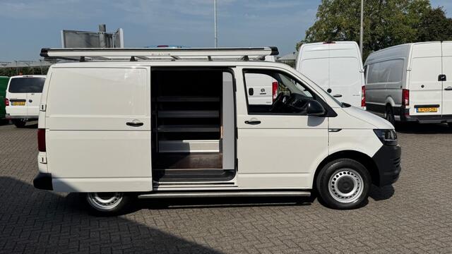 Volkswagen TRANSPORTER 2.0 TDI 62KW 84PK EURO 6 AIRCO/ IMPERIAAL/ TREKHAAK/ 100% DEALERONDERHOUDEN