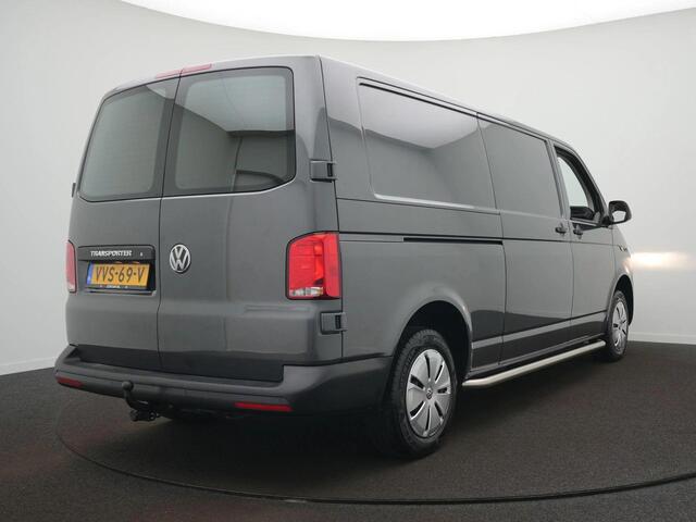 Volkswagen TRANSPORTER 2.0 TDI L2H1 110PK | Airco | Navigatie ( Apple Carplay / Android auto ) | Trekhaak |