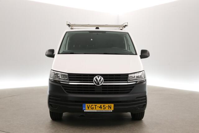 Volkswagen TRANSPORTER 2.0 TDI L1H1 140PK Airco Cruise Carplay Trekhaak 3 Persoons Navi PDC Imperiaal