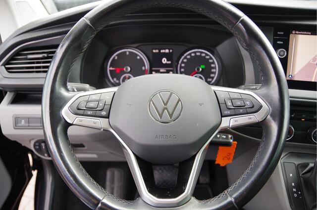 Volkswagen TRANSPORTER 2.0 TDI L2 150PK AUT. DC-5P, LED, 2X SCHUIFDEUR, TREKHAAK, NAVI, CRUISE, LEDER STUUR, PARKEERSENSOREN, MISTLAMPEN, DUBBELE CABINE