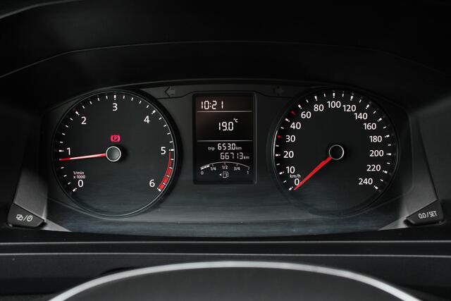 Volkswagen TRANSPORTER 2.0 TDI 150PK L2H1 |PARKEERSENSOREN||CRUISE|SPORTVELGEN|TREKHAAK|